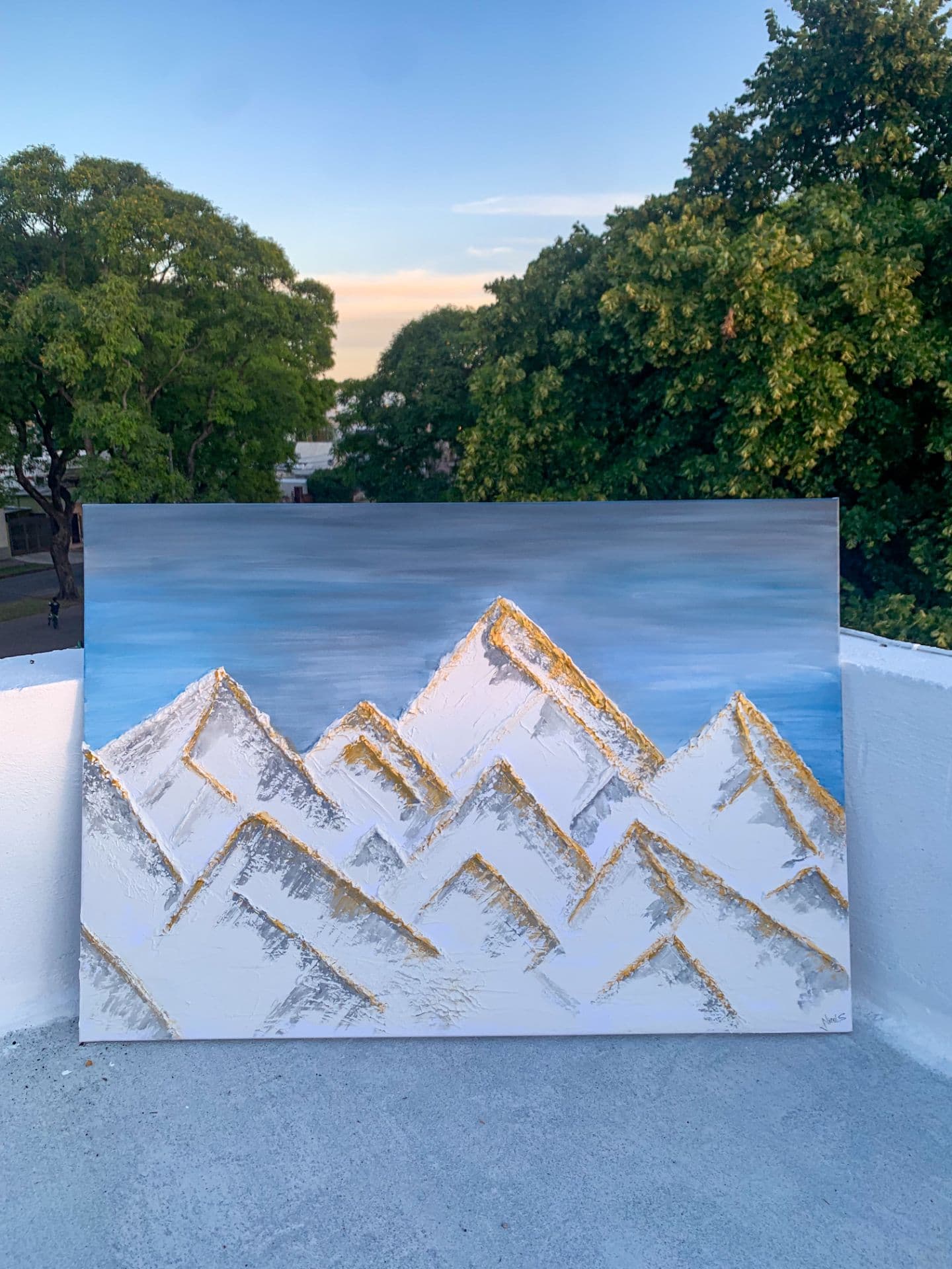 Pintura de montañas nevadas con textura 100x70cm