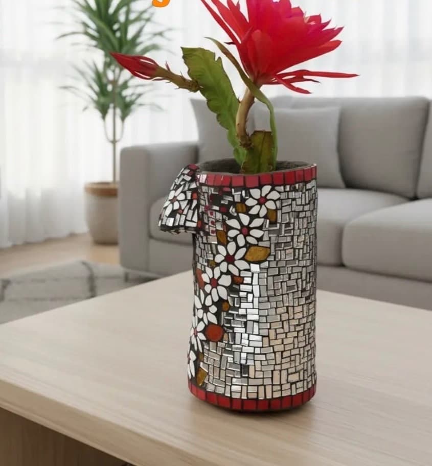 Florero de espejos en cemento artesanal