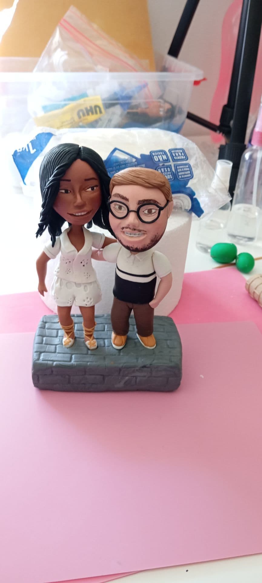 Caricaturas en porcelana fría