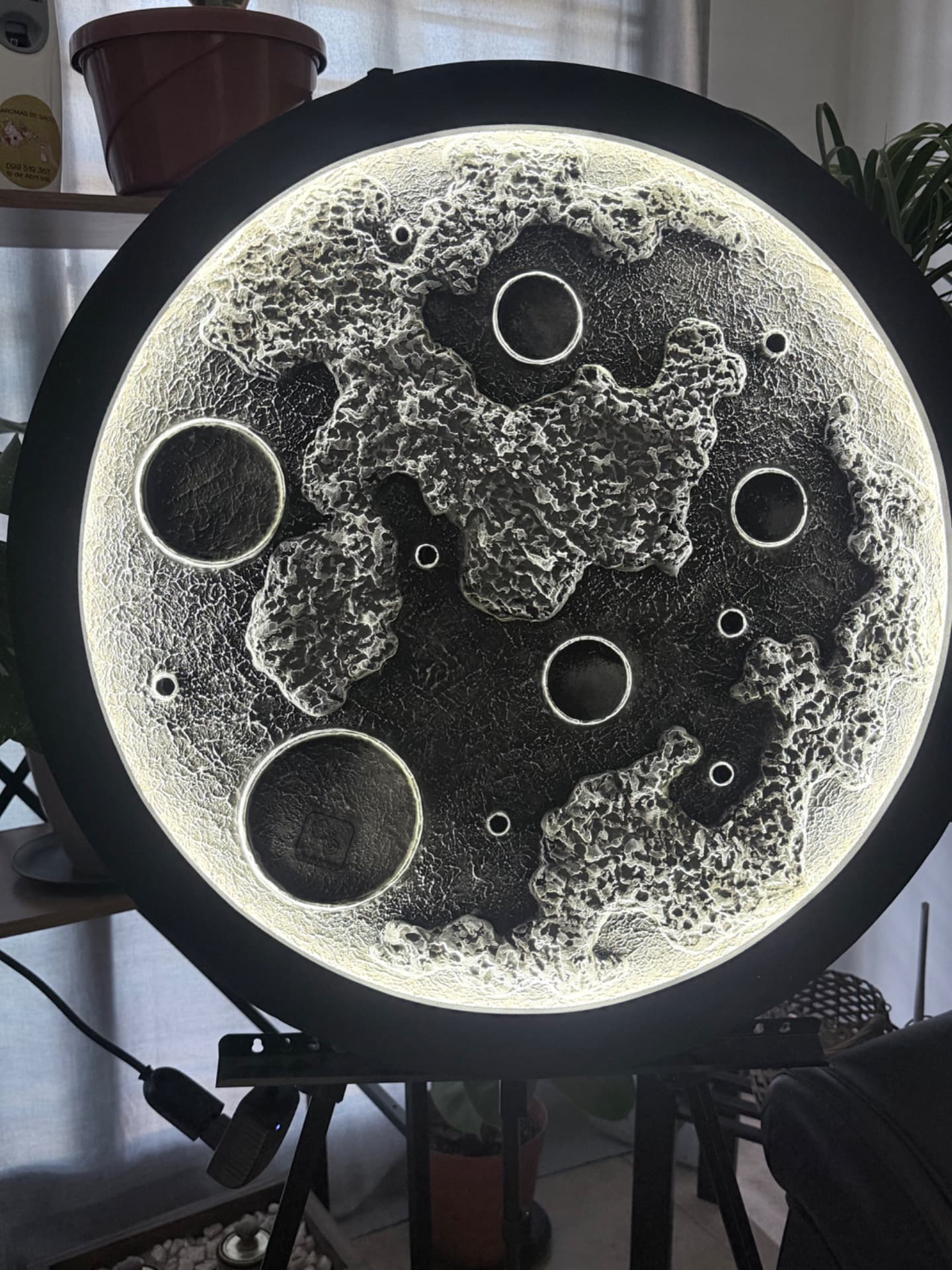 Luna de 50cm de diámetro.