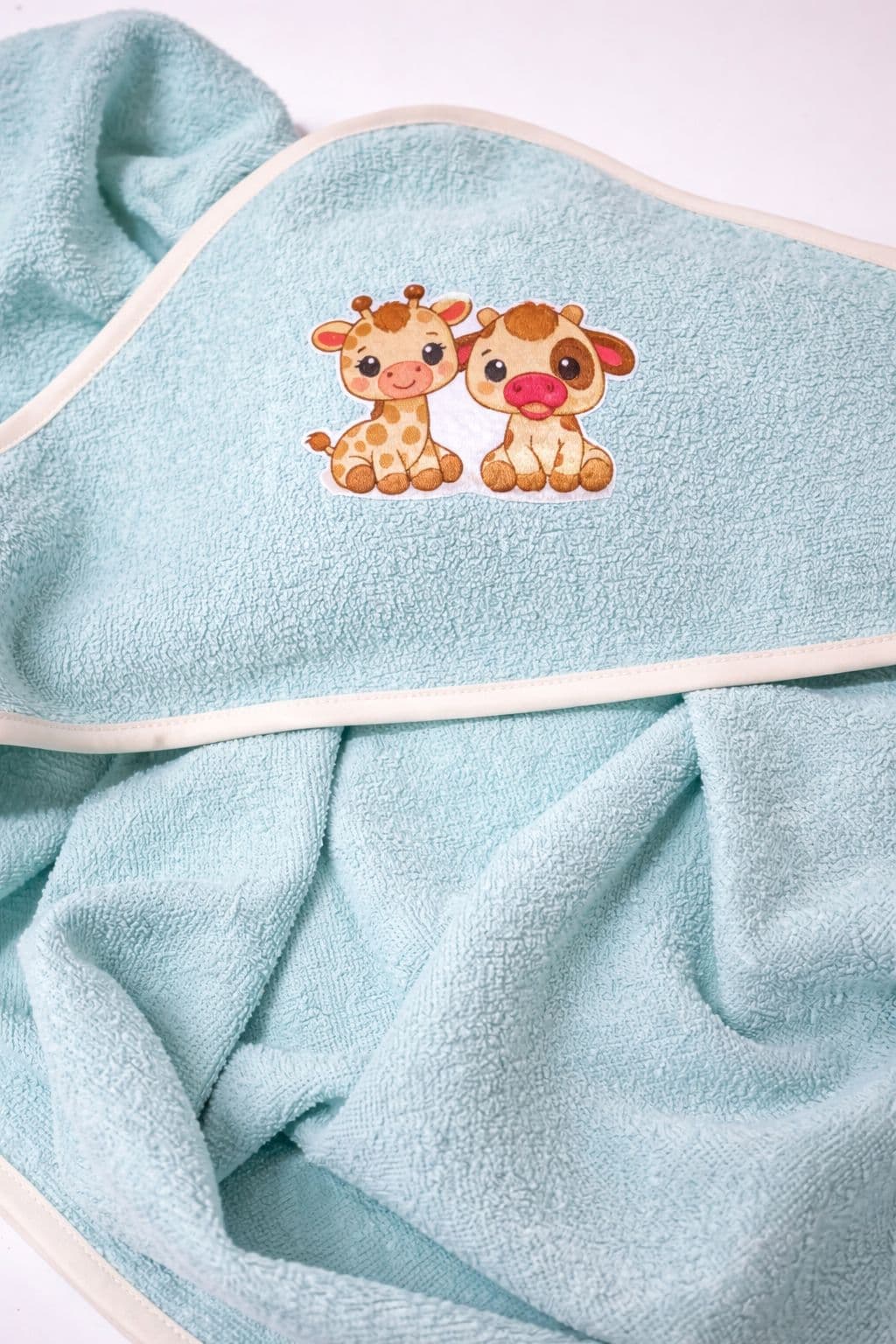 ✨🍼 Toallón con Capucha Personalizado – Suavidad y Calidad para tu bebé 🍼✨