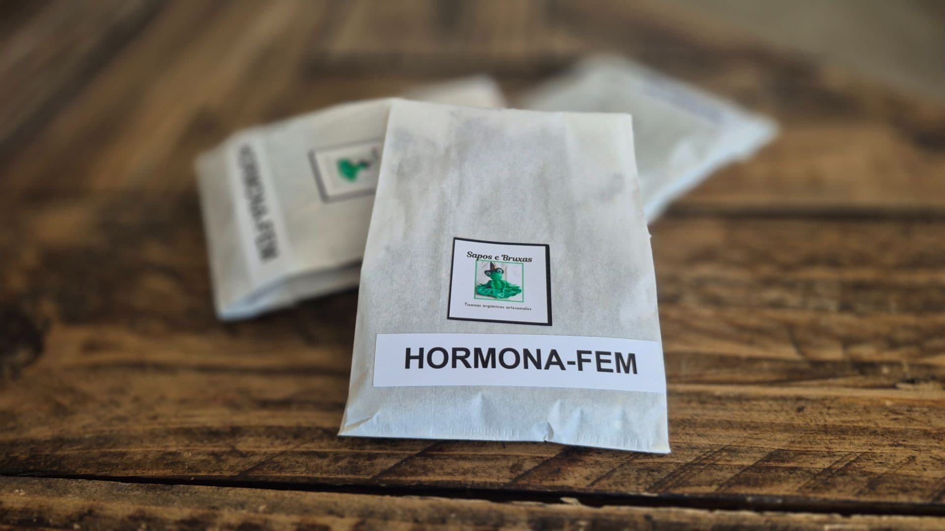 Tisanas herbales - mezcla de hierbas medicinales con propósito