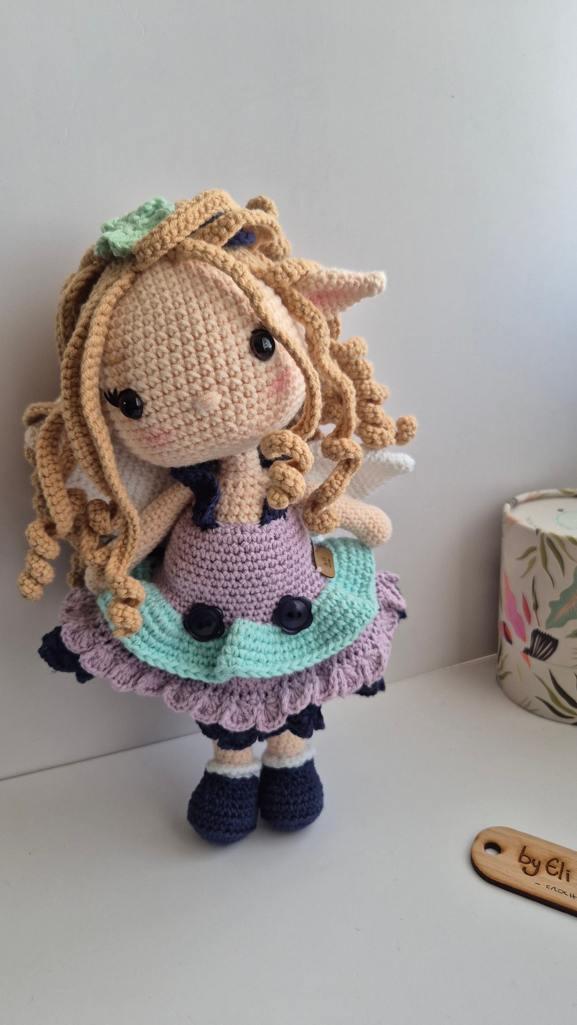 By Eli crochet